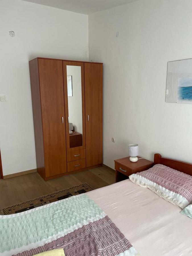 Apartment E&M Pag Town Esterno foto