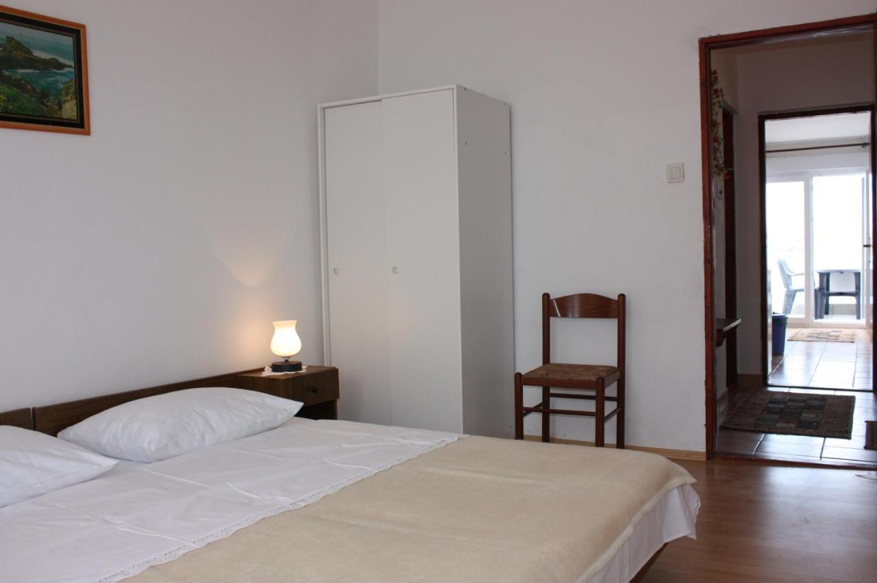 Apartment E&M Pag Town Esterno foto